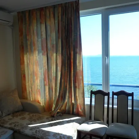 Blue Bay Palace Complex 아파트호텔 포마리