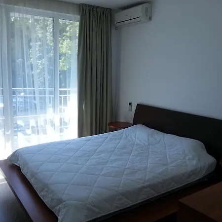 Blue Bay Palace Complex 아파트호텔 2*