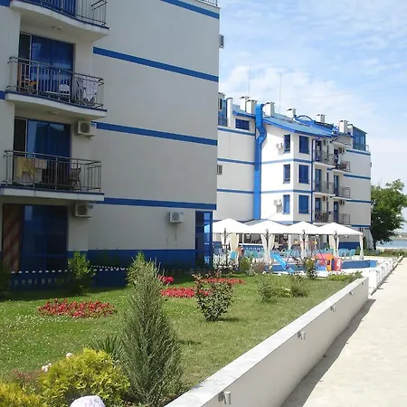 Blue Bay Palace Complex Aparthotel 2*