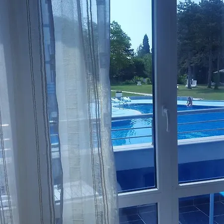 Blue Bay Palace Complex 2* 포마리