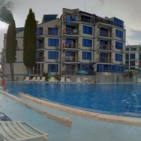 Blue Bay Palace Complex Appart hôtel