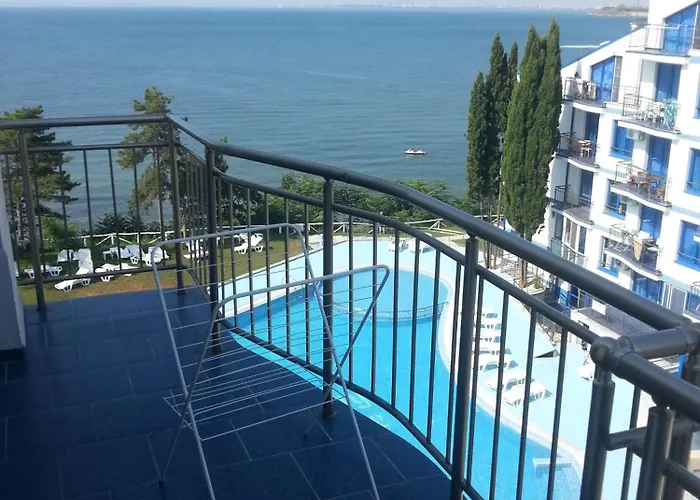 Blue Bay Palace Complex 3* Πομόριε