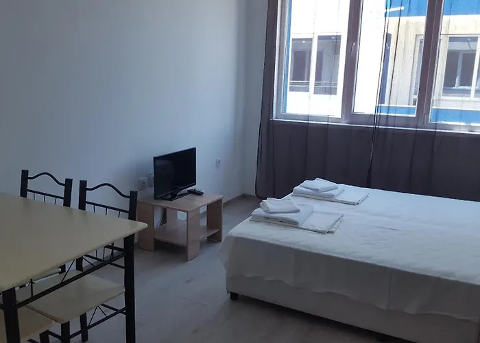 Blue Bay Palace Complex 3* Πομόριε