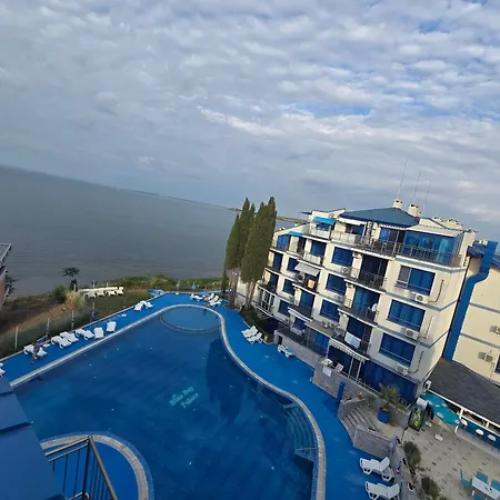 Blue Bay Palace Complex Aparthotel