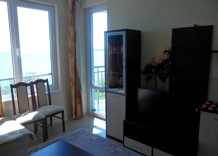 Blue Bay Palace Complex Ξενοδοχείο με διαμερίσματα 3*