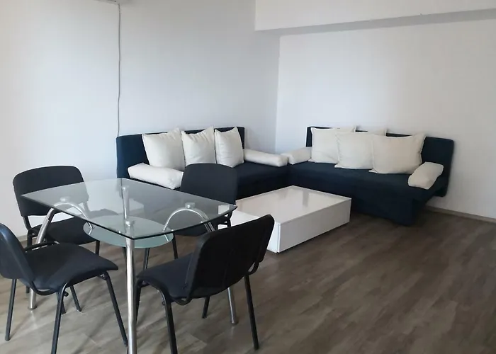 Blue Bay Palace Complex 帕莫瑞